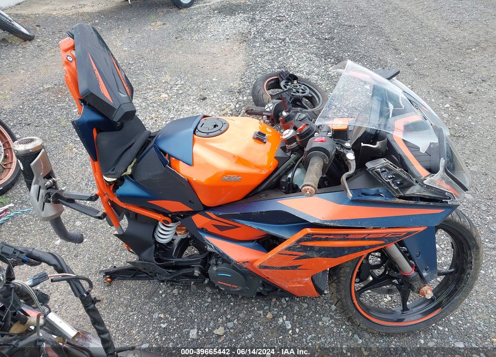 2022 KTM 390 RC VIN: MD2JYJ405NC216603