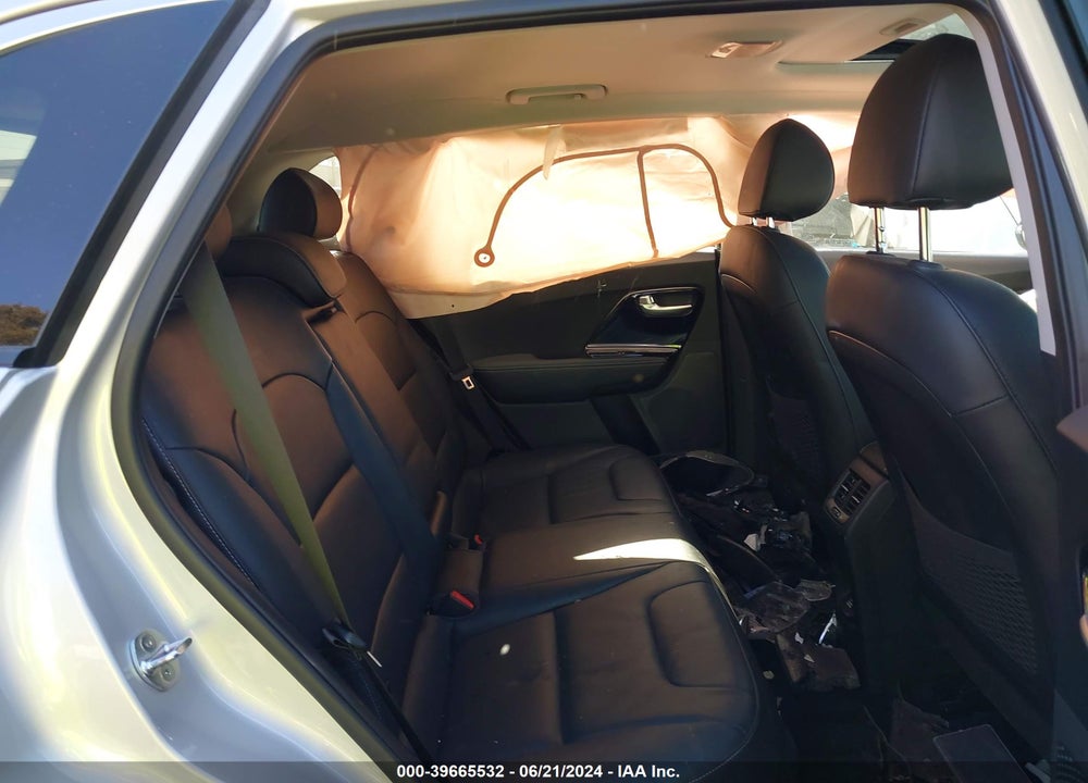 2019 KIA NIRO PLUG-IN HYBRID EX PREMIUM VIN: KNDCC3LD2K5261737