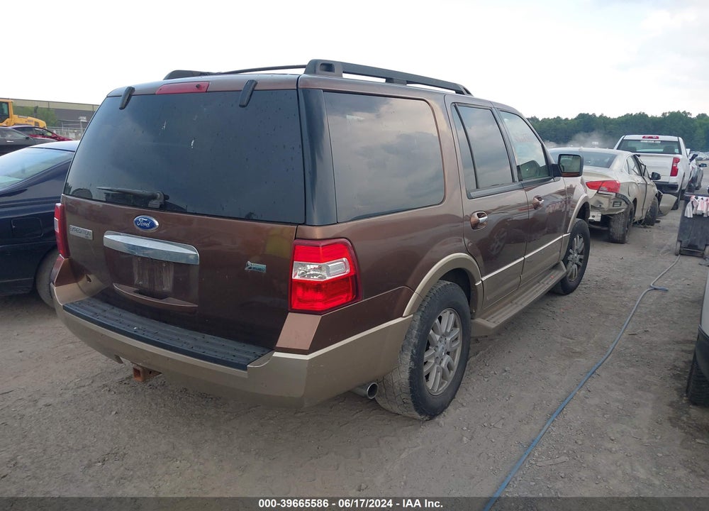 2011 FORD EXPEDITION XLT VIN: 1FMJU1H52BEF38523