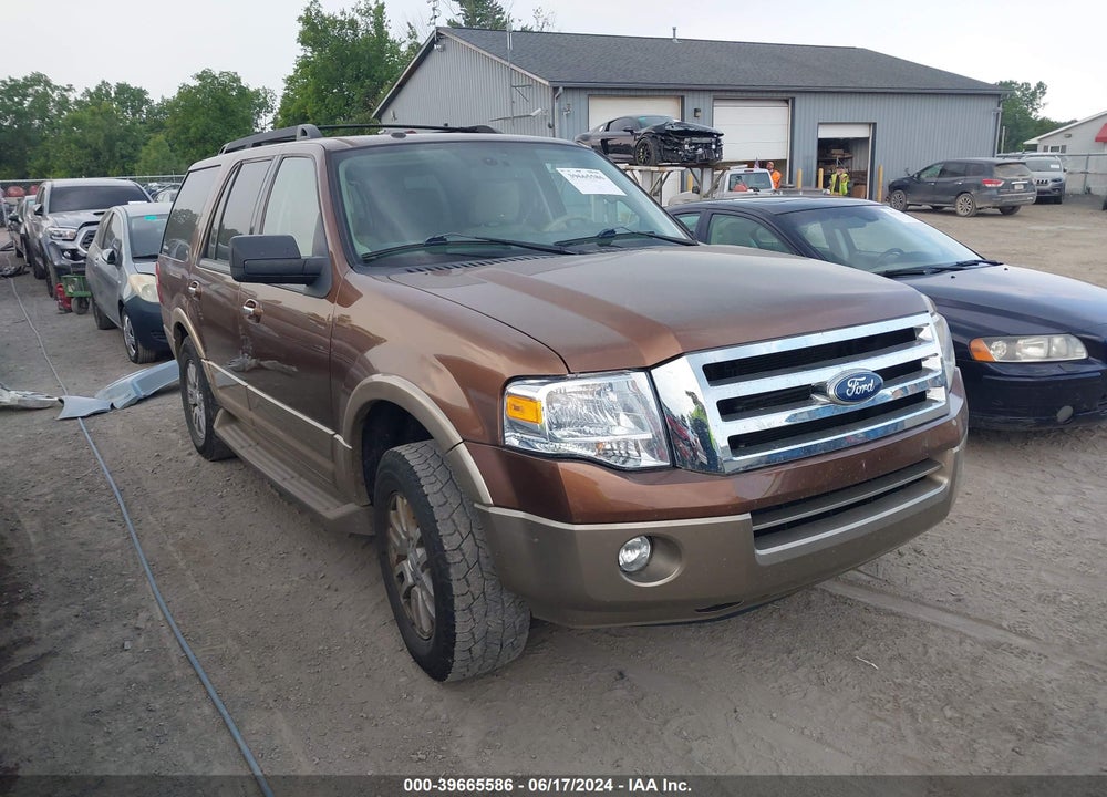 2011 FORD EXPEDITION XLT VIN: 1FMJU1H52BEF38523