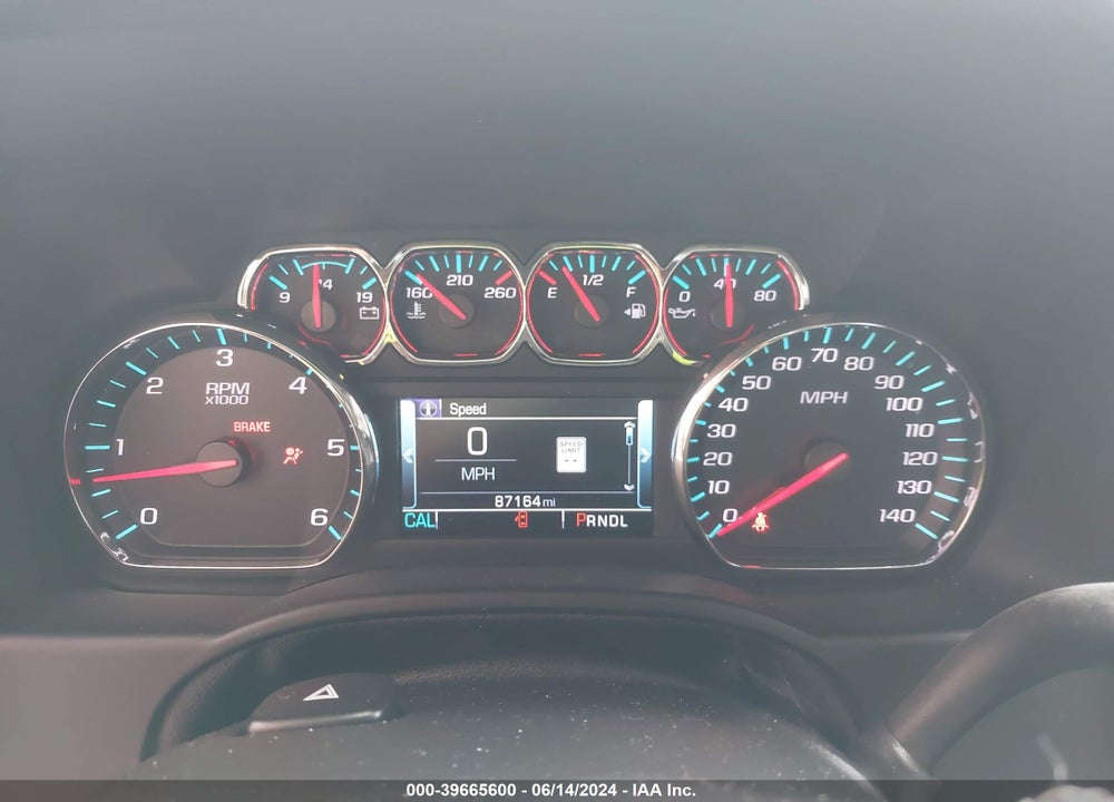 2020 CHEVROLET SUBURBAN 2WD LT VIN: 1GNSCHKC3LR252967
