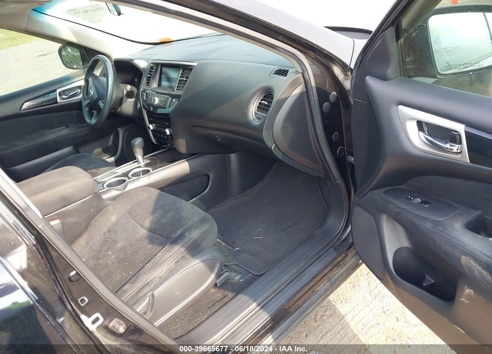 2014 NISSAN PATHFINDER S VIN: 5N1AR2MN1EC605027