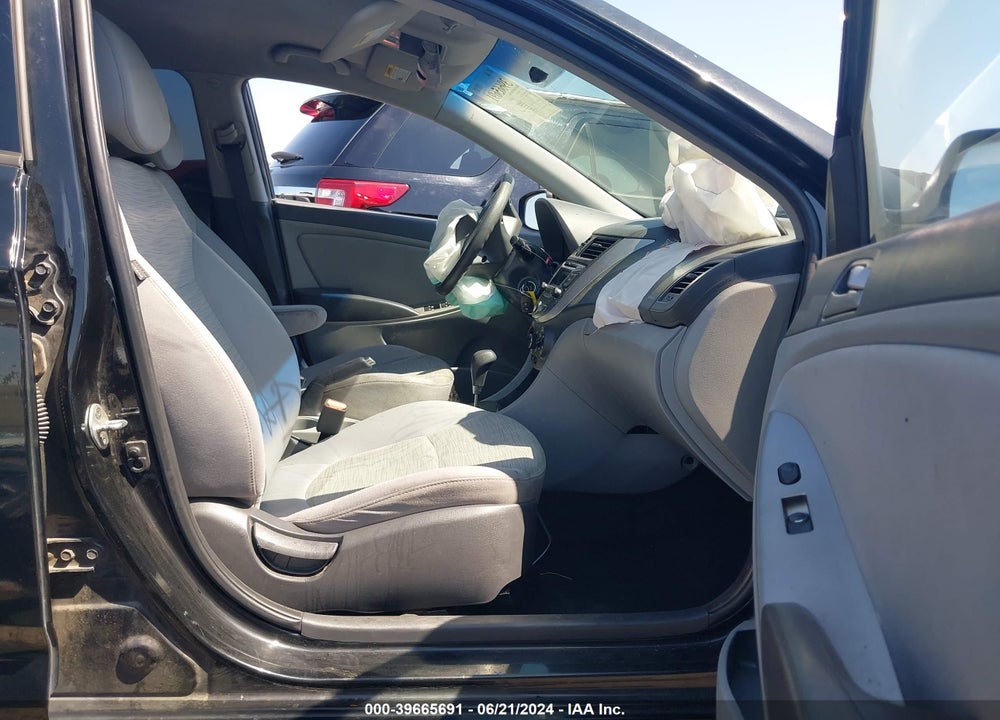2016 HYUNDAI ACCENT SE VIN: KMHCT4AE8GU041061