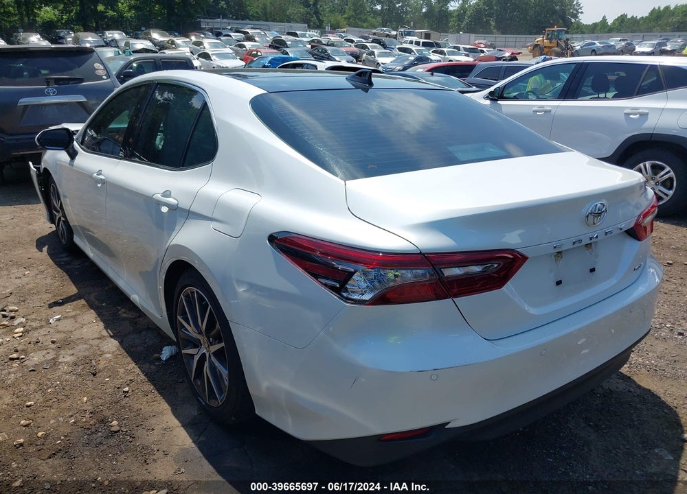 2022 TOYOTA CAMRY XLE VIN: 4T1F11AK3NU033793
