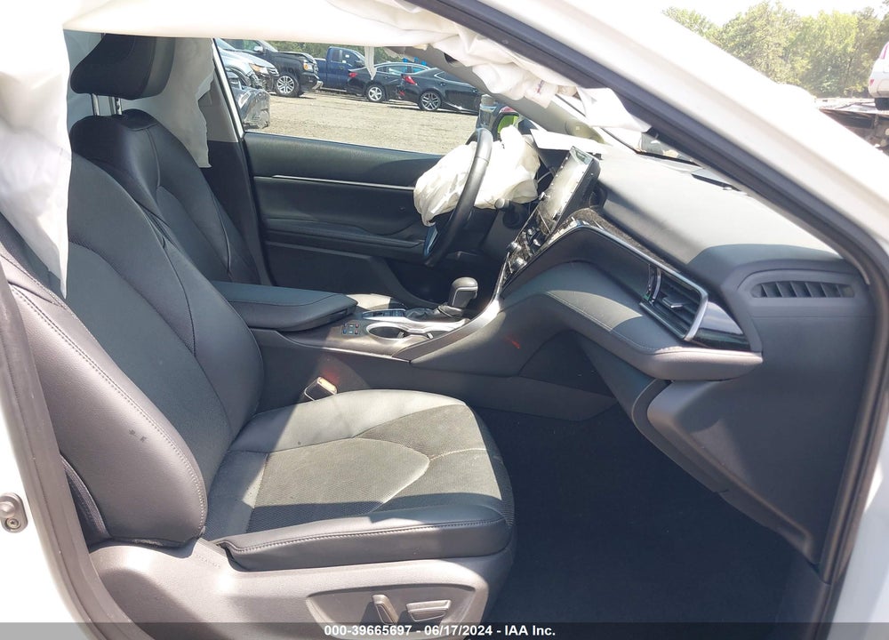 2022 TOYOTA CAMRY XLE VIN: 4T1F11AK3NU033793