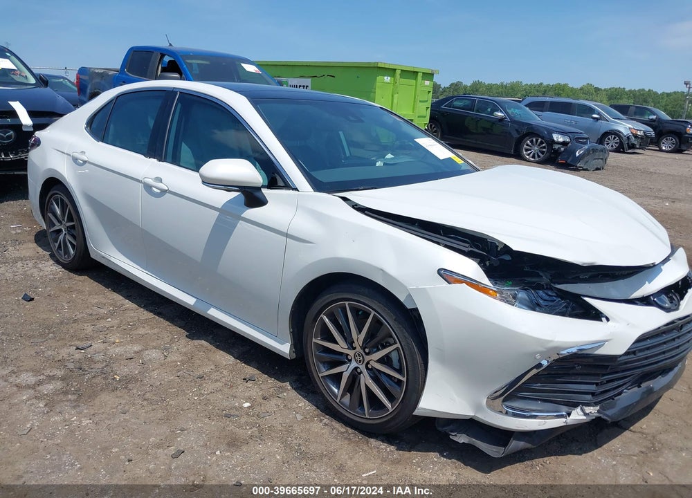 2022 TOYOTA CAMRY XLE VIN: 4T1F11AK3NU033793