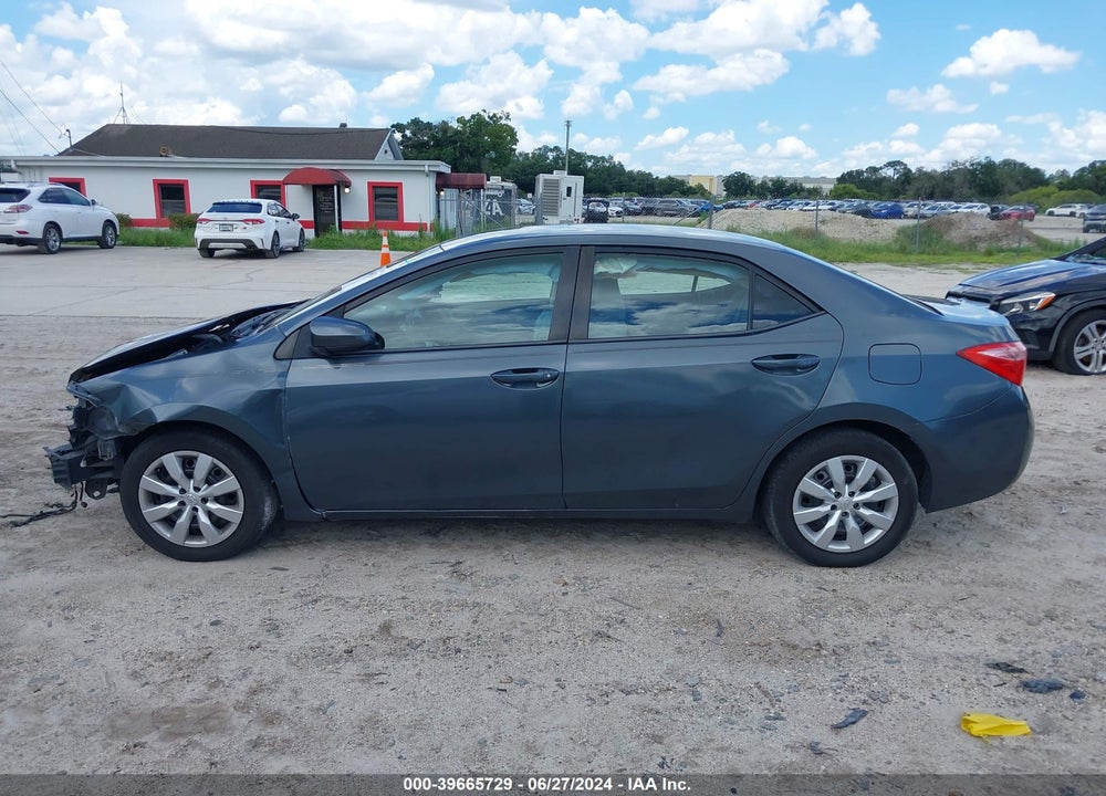 2018 TOYOTA COROLLA LE VIN: 2T1BURHE8JC021591