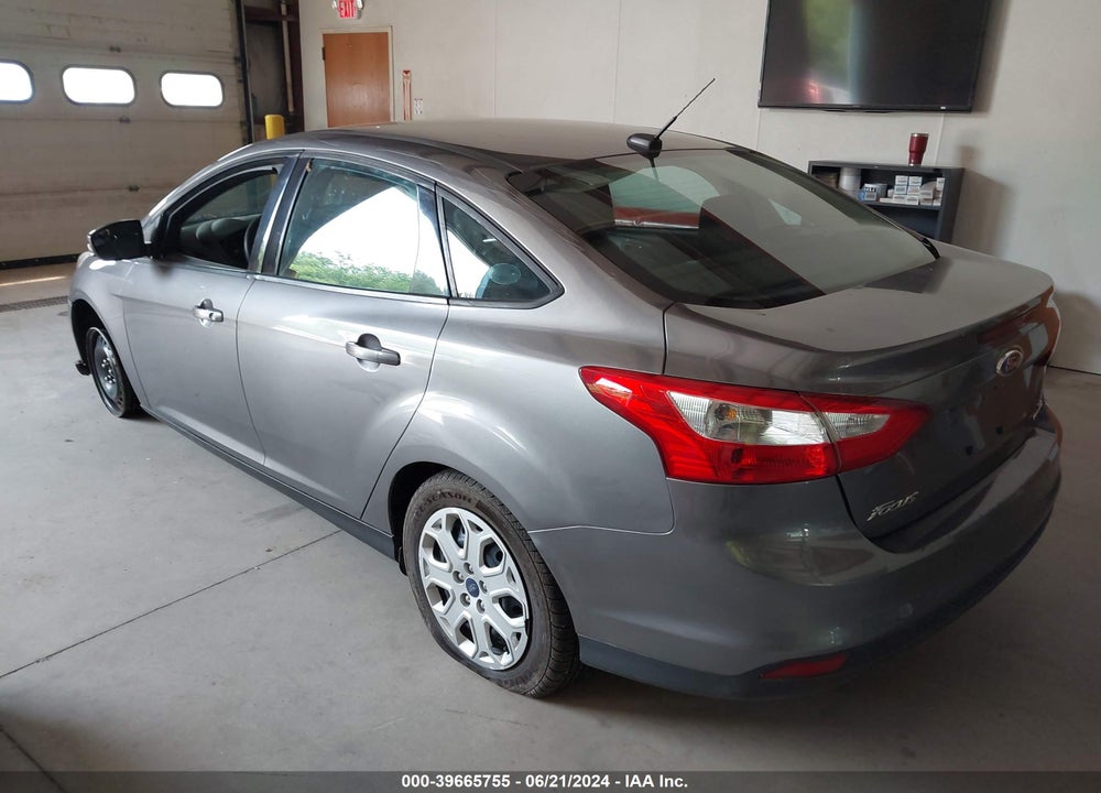 2014 FORD FOCUS SE VIN: 1FADP3F24EL187245