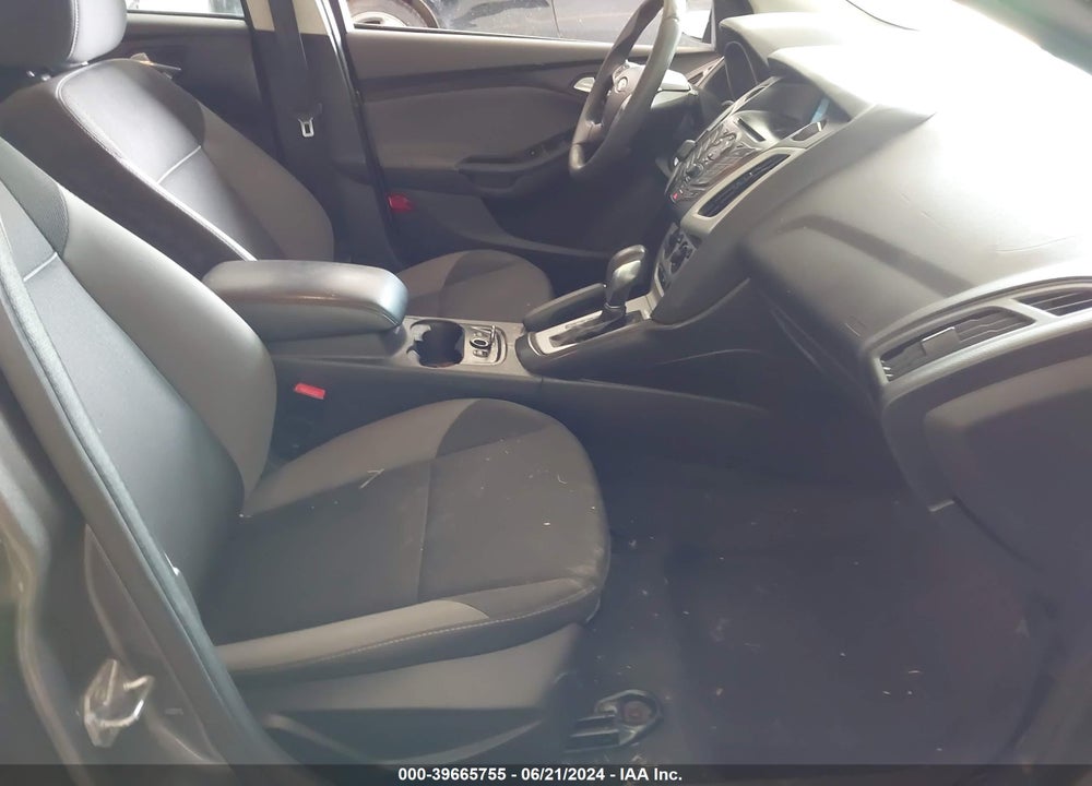 2014 FORD FOCUS SE VIN: 1FADP3F24EL187245