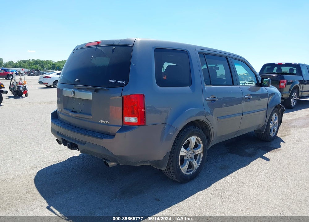 2015 HONDA PILOT EX-L VIN: 5FNYF4H59FB061592