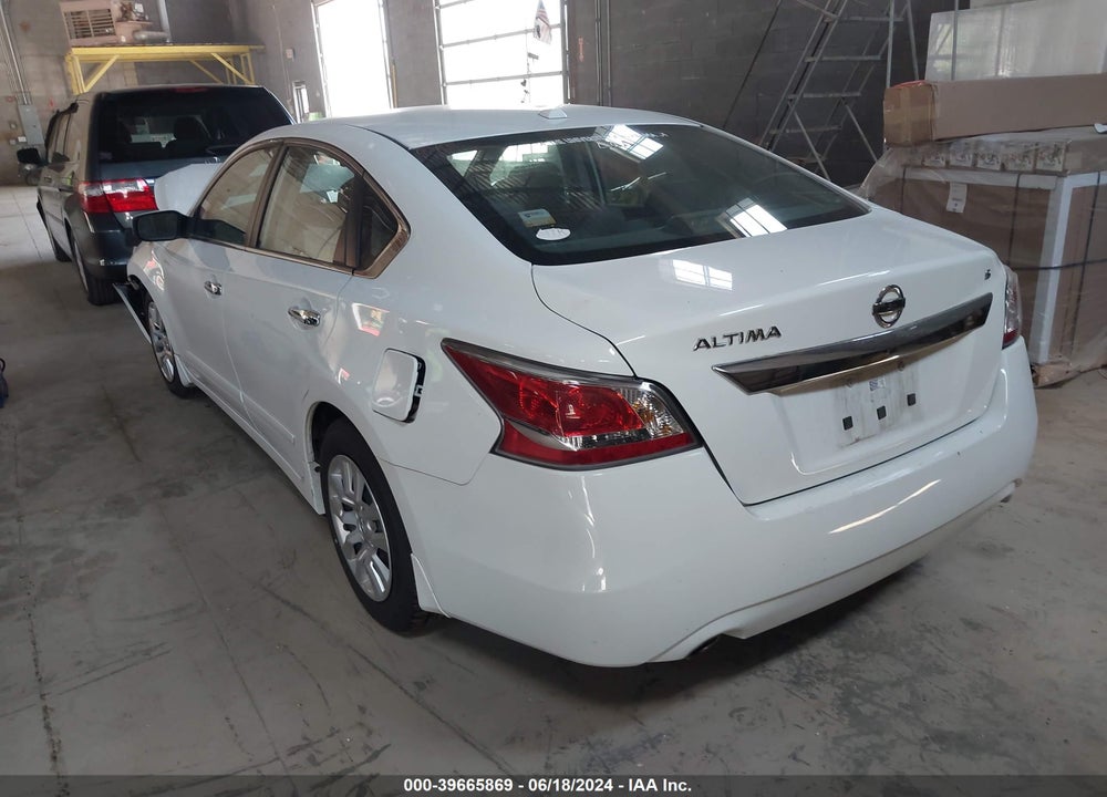 2015 NISSAN ALTIMA 2.5 S VIN: 1N4AL3AP8FC255632