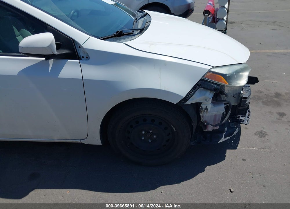 2015 TOYOTA COROLLA LE VIN: 2T1BURHE6FC417638