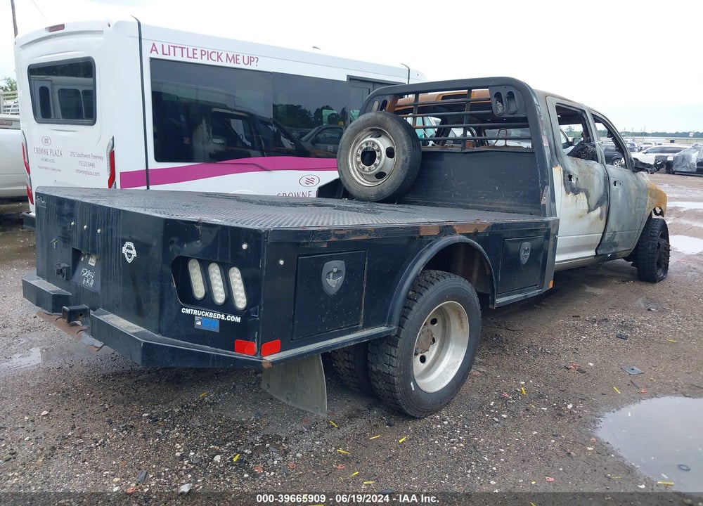 2018 RAM 5500 CHASSIS TRADESMAN/SLT/LAIE VIN: 3C7WRMEL4JG212376