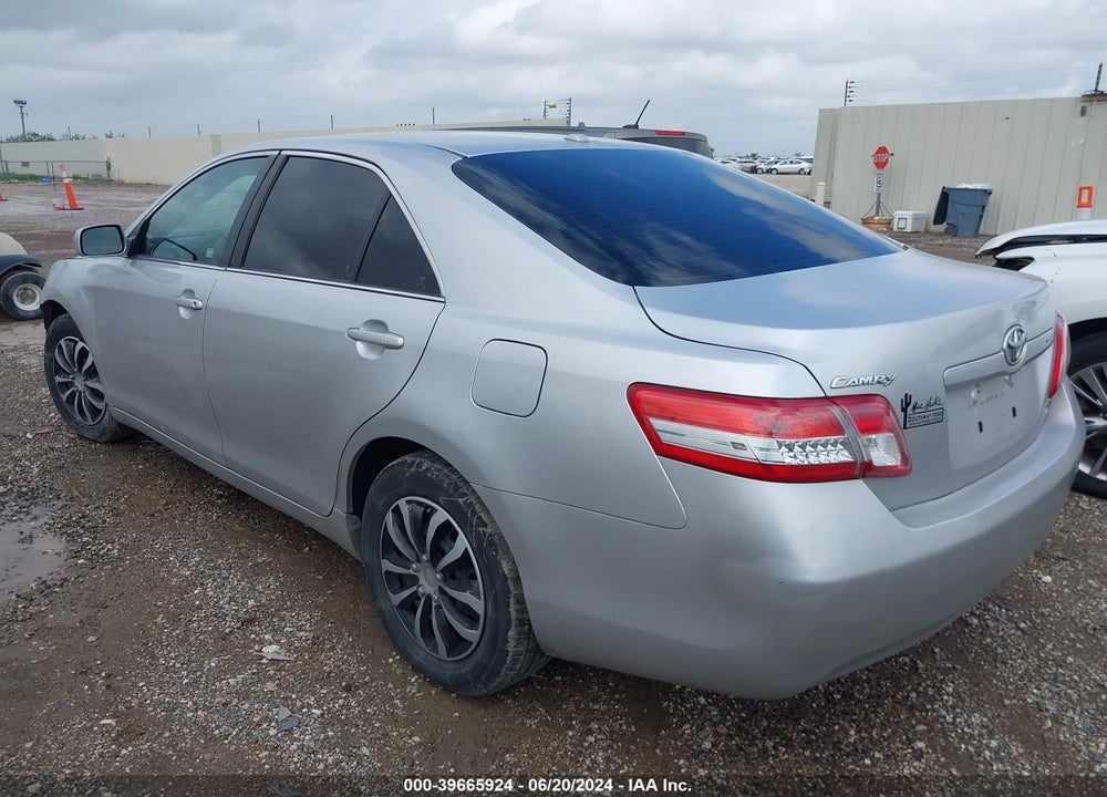2011 TOYOTA CAMRY LE VIN: 4T1BF3EK3BU173196