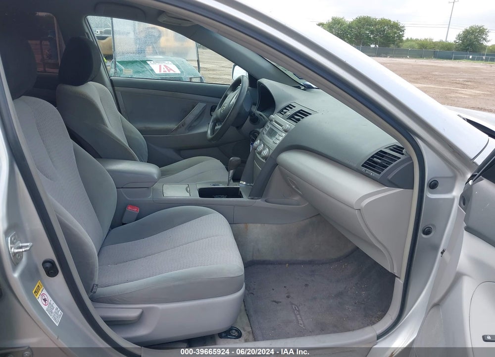 2011 TOYOTA CAMRY LE VIN: 4T1BF3EK3BU173196