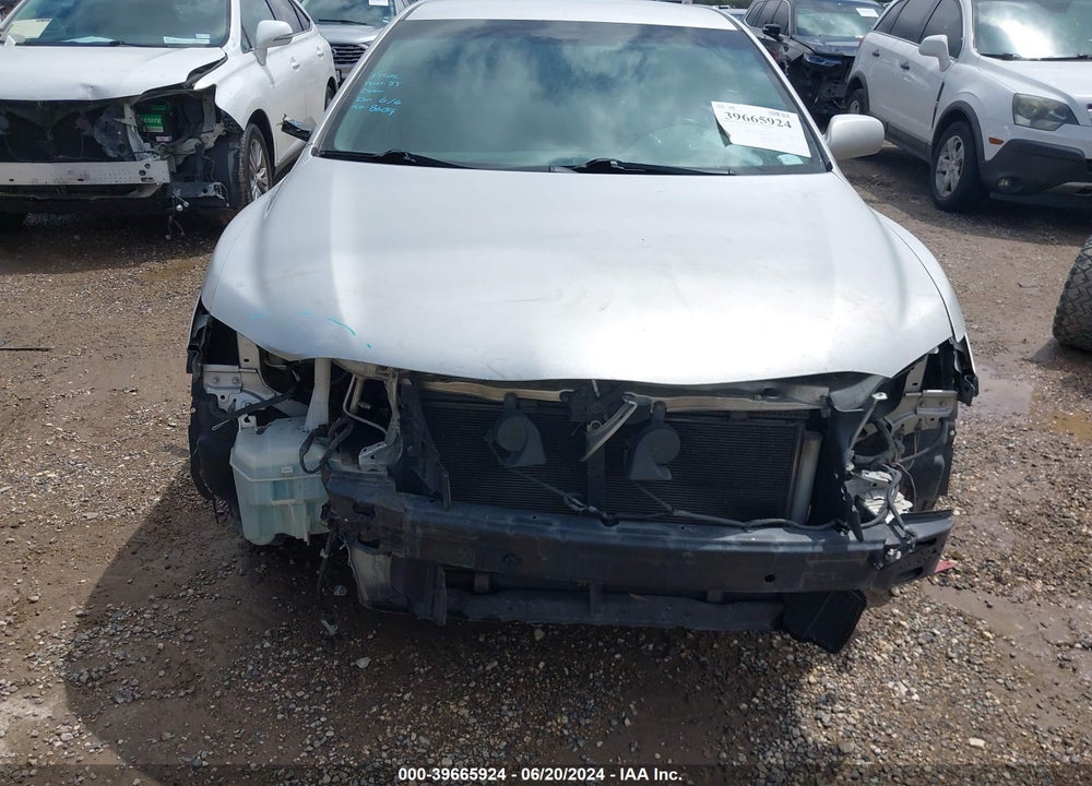 2011 TOYOTA CAMRY LE VIN: 4T1BF3EK3BU173196