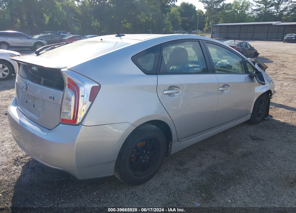 2013 TOYOTA PRIUS THREE VIN: JTDKN3DU2D5547515