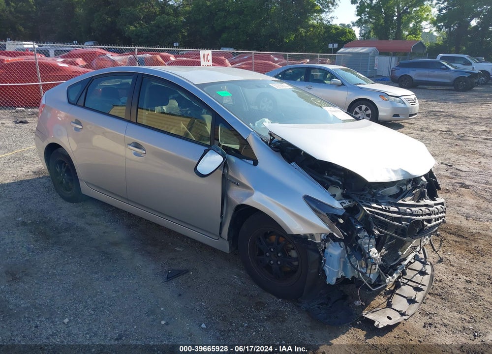 2013 TOYOTA PRIUS THREE VIN: JTDKN3DU2D5547515