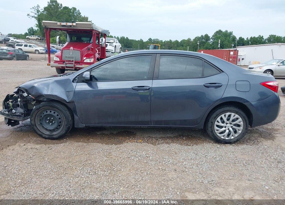 2017 TOYOTA COROLLA LE VIN: 5YFBURHE8HP722755