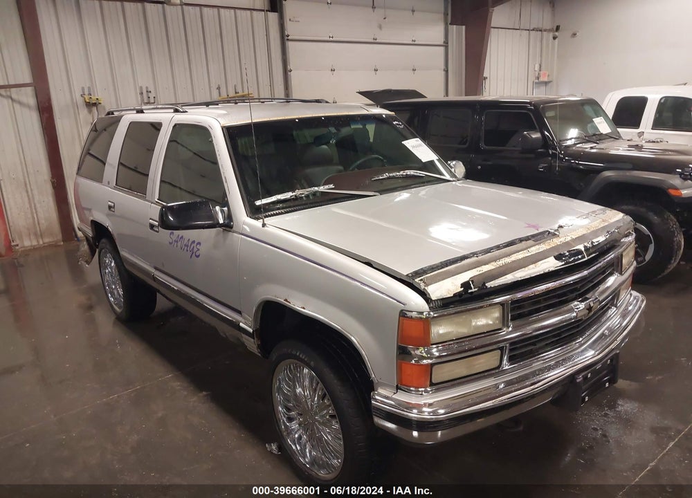 1996 CHEVROLET TAHOE K1500 VIN: 1GNEK13R3TJ315624