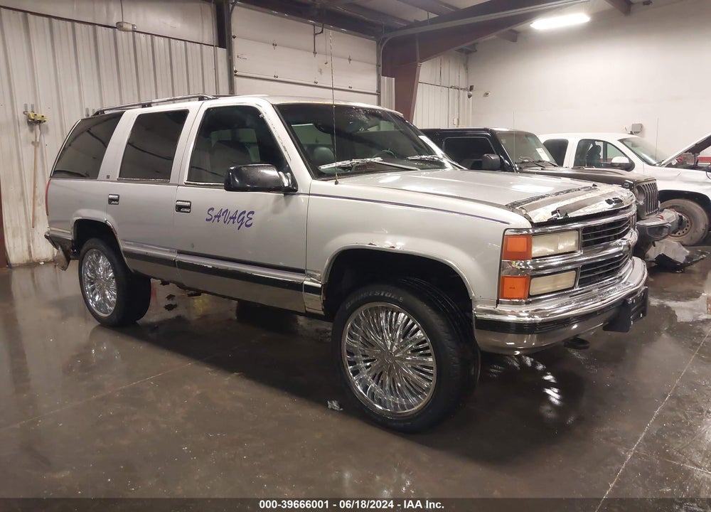 1996 CHEVROLET TAHOE K1500 VIN: 1GNEK13R3TJ315624