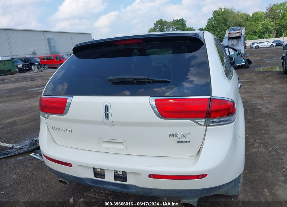 2015 LINCOLN MKX VIN: 2LMDJ8JK8FBL33924