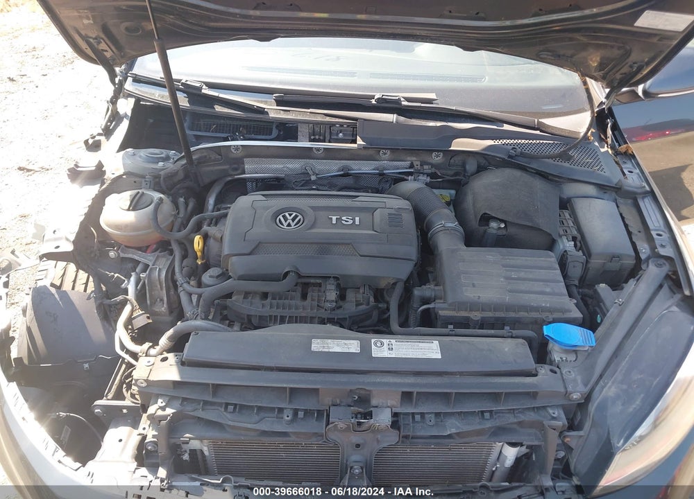 2015 VOLKSWAGEN GOLF GTI 2.0T AUTOBAHN W/PERFORMANCE PACKAGE 4-DOOR VIN: 3VW547AU4FM091717