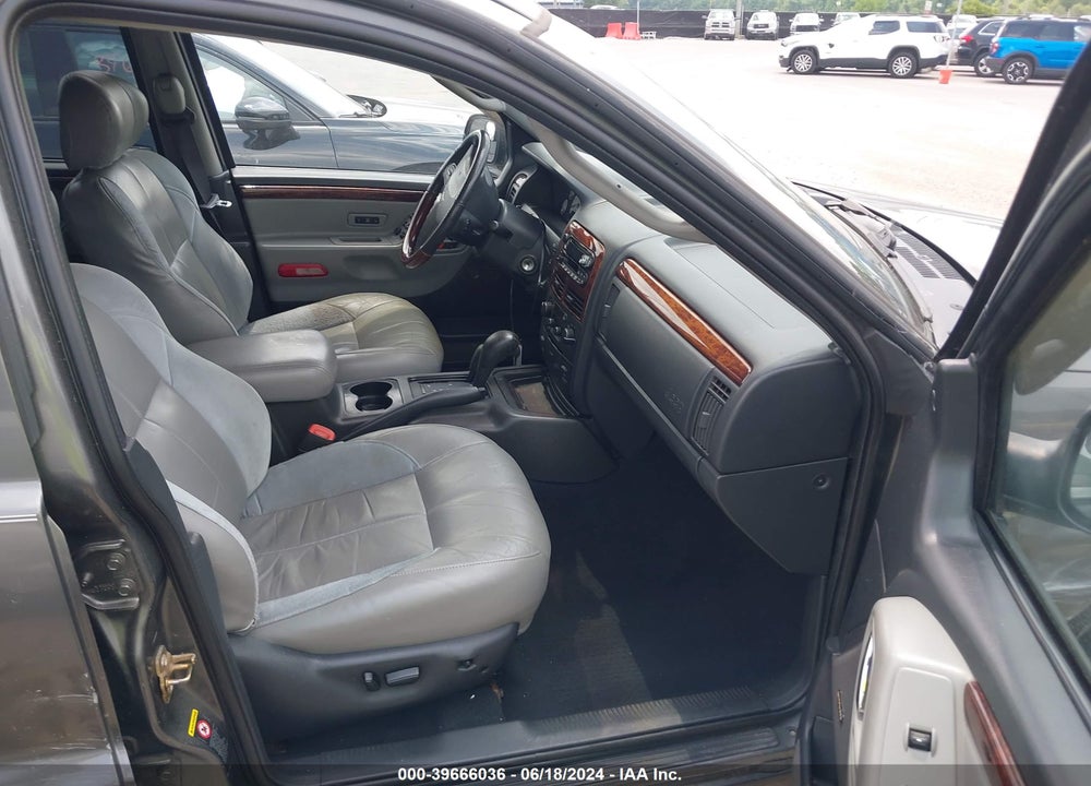 2002 JEEP GRAND CHEROKEE OVERLAND VIN: 1J8GW68J12C204944