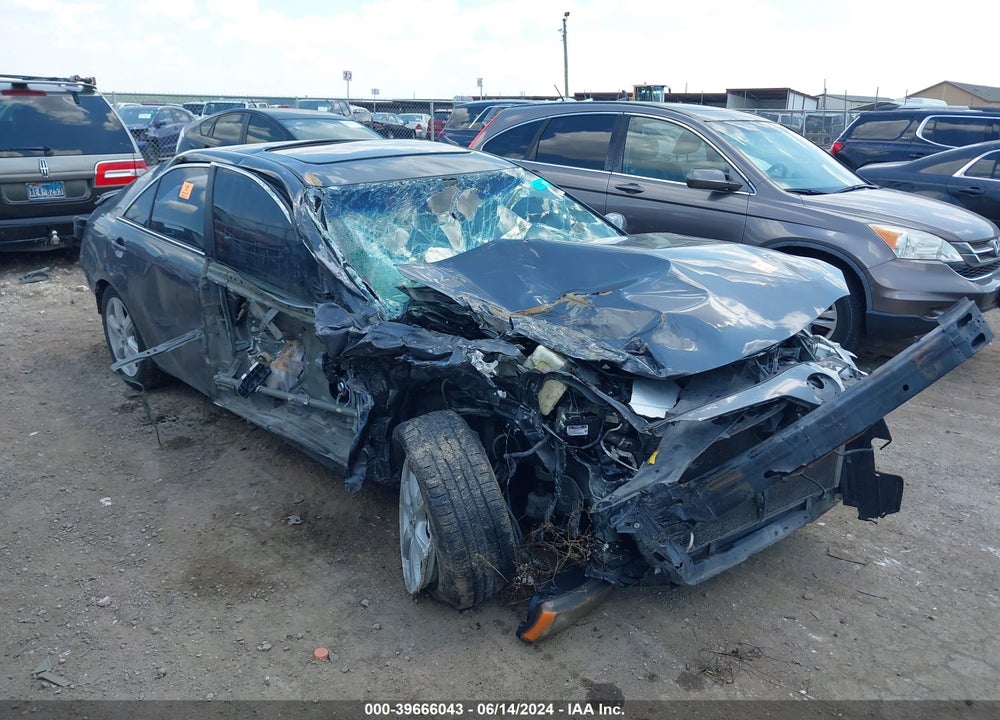 2008 TOYOTA CAMRY SE V6 VIN: 4T1BK46K38U561750