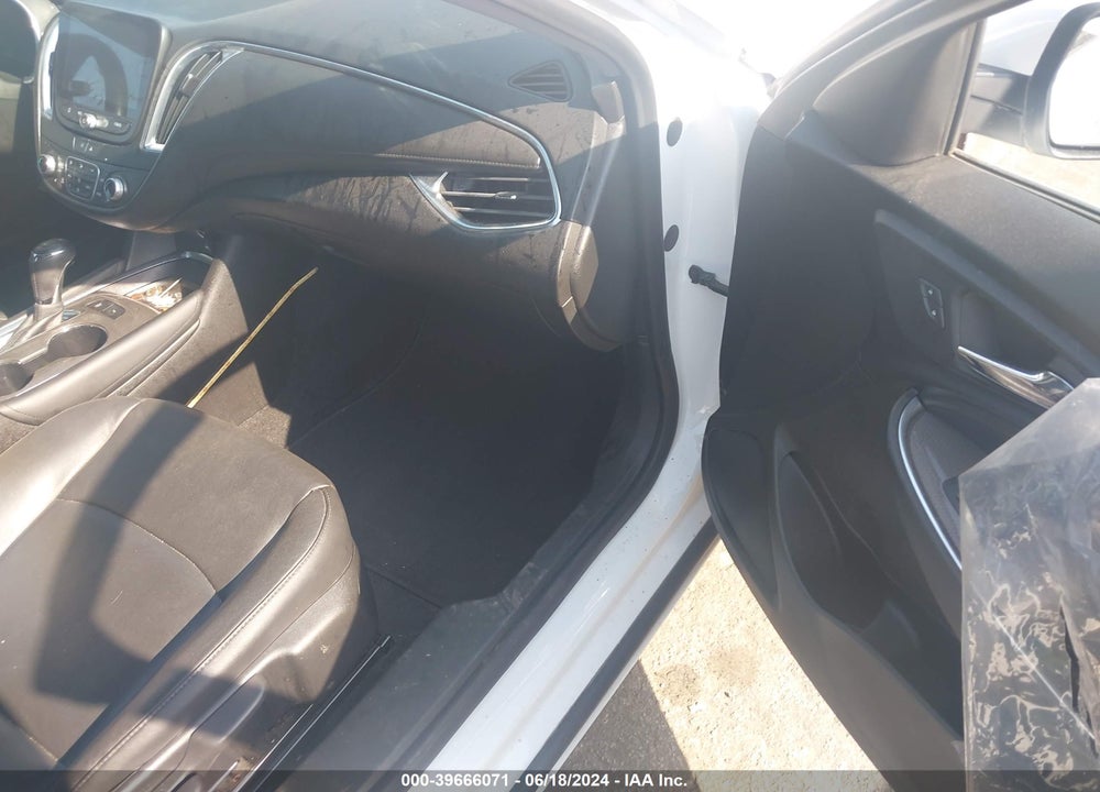 2020 CHEVROLET MALIBU FWD LT VIN: 1G1ZD5ST4LF125819