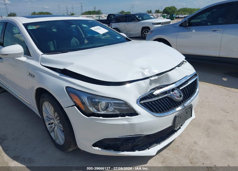 2018 BUICK LACROSSE VIN: 1G4ZP5SZ7JU128026