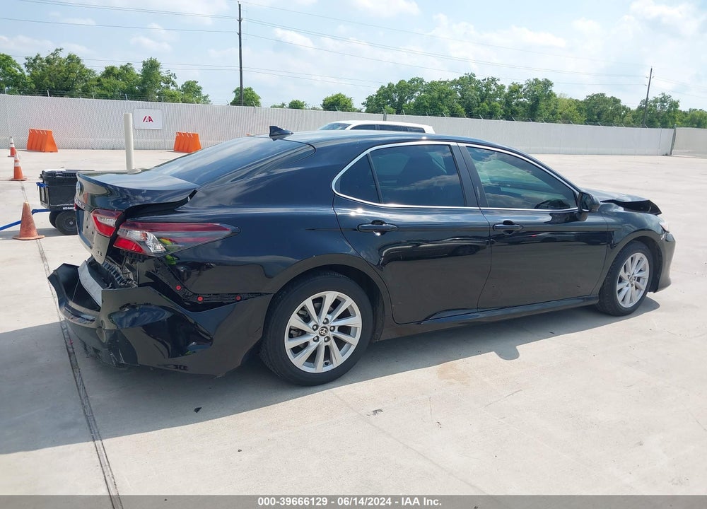 2021 TOYOTA CAMRY LE VIN: 4T1C11AK9MU418728