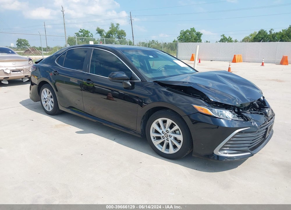 2021 TOYOTA CAMRY LE VIN: 4T1C11AK9MU418728