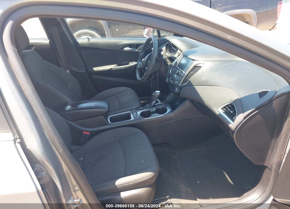 2017 CHEVROLET CRUZE LT AUTO VIN: 1G1BE5SM5H7203954
