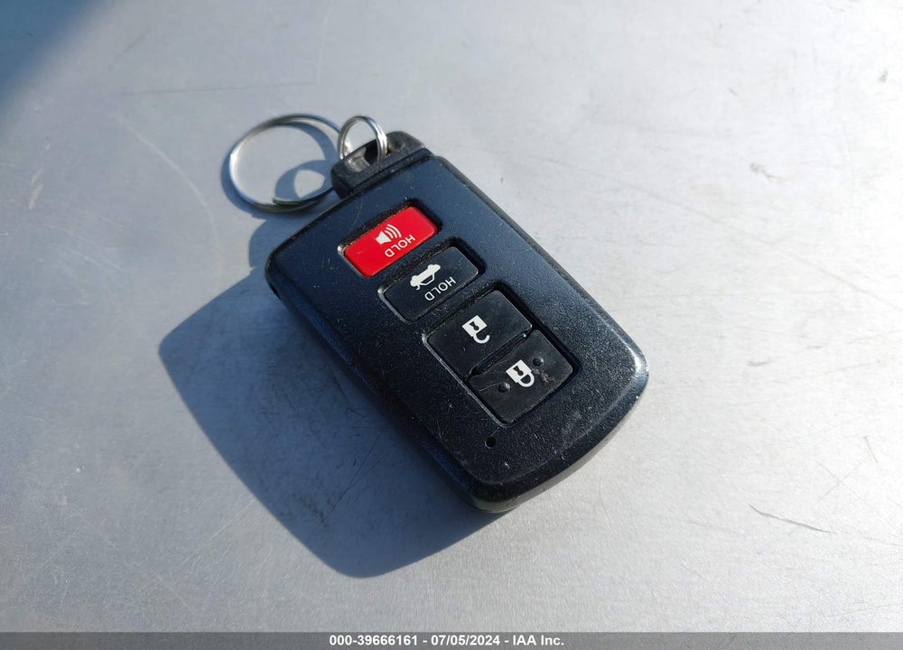 2015 TOYOTA COROLLA VIN: 5YFBPRHE1FP287453