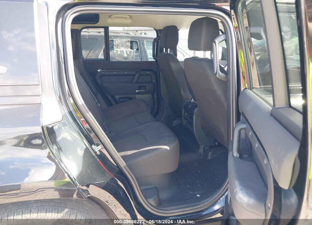 2023 LAND ROVER DEFENDER 110 STANDARD VIN: SALEK7EX6P2145646