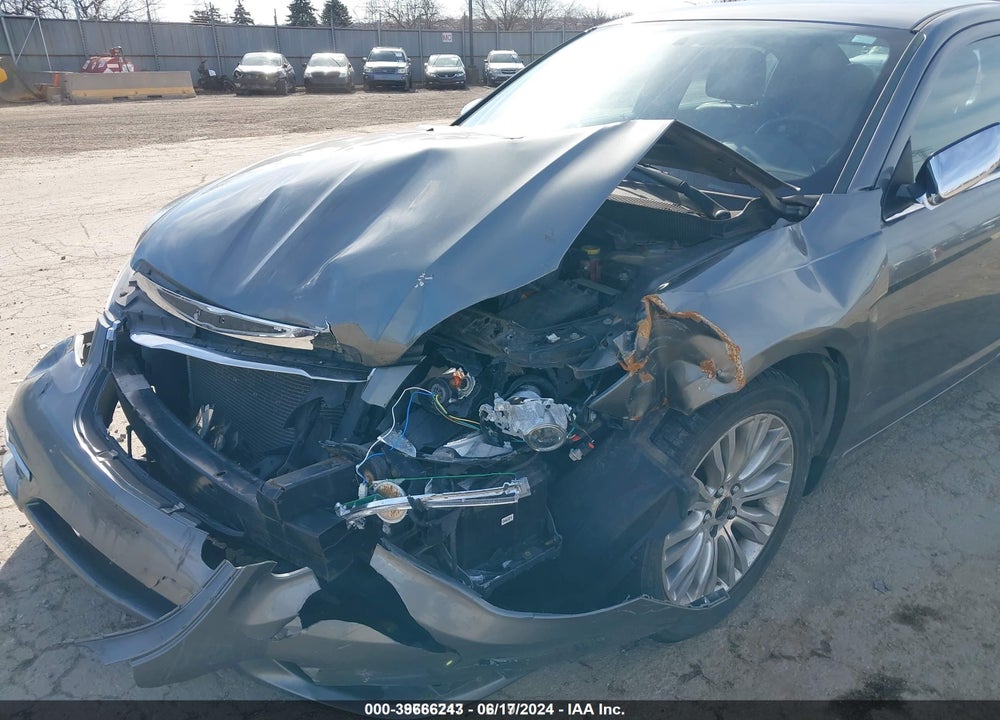 2012 CHRYSLER 200 LIMITED VIN: 1C3CCBCG1CN327110