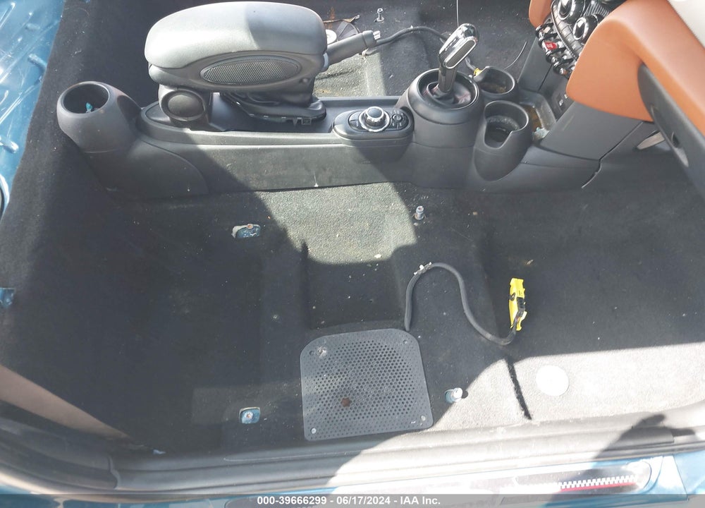 2023 MINI HARDTOP JOHN COOPER WORKS VIN: WMW73DH02P2S58596