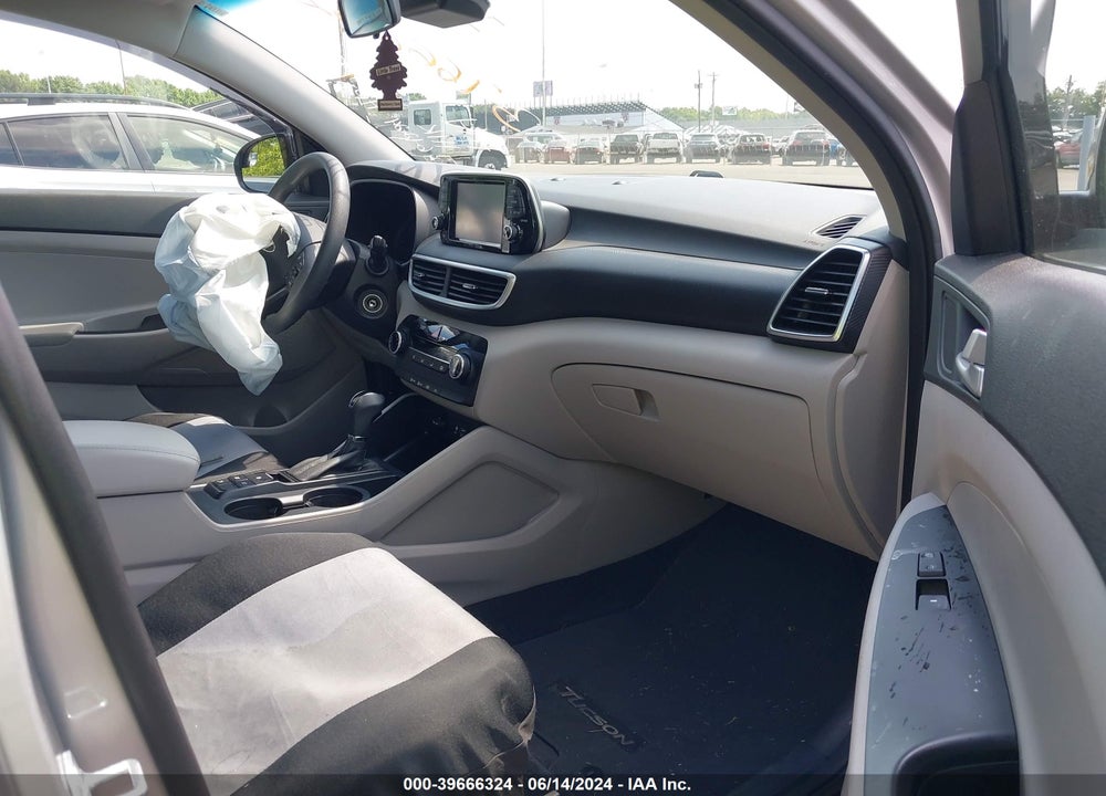 2021 HYUNDAI TUCSON SE VIN: KM8J2CA49MU375266