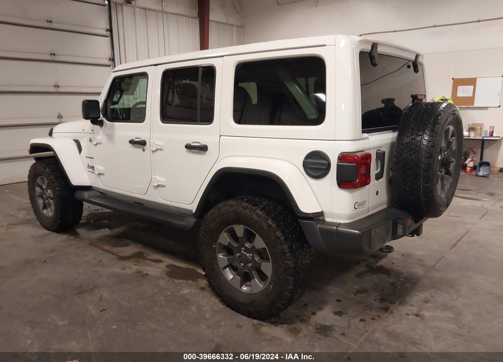 2018 JEEP WRANGLER UNLIMITED SAHARA 4X4 VIN: 1C4HJXEG3JW166588