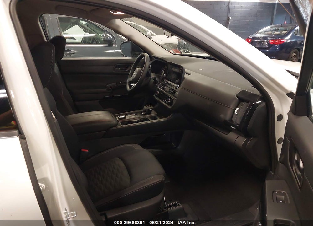 2024 NISSAN PATHFINDER S 4WD VIN: 5N1DR3AC4RC205555