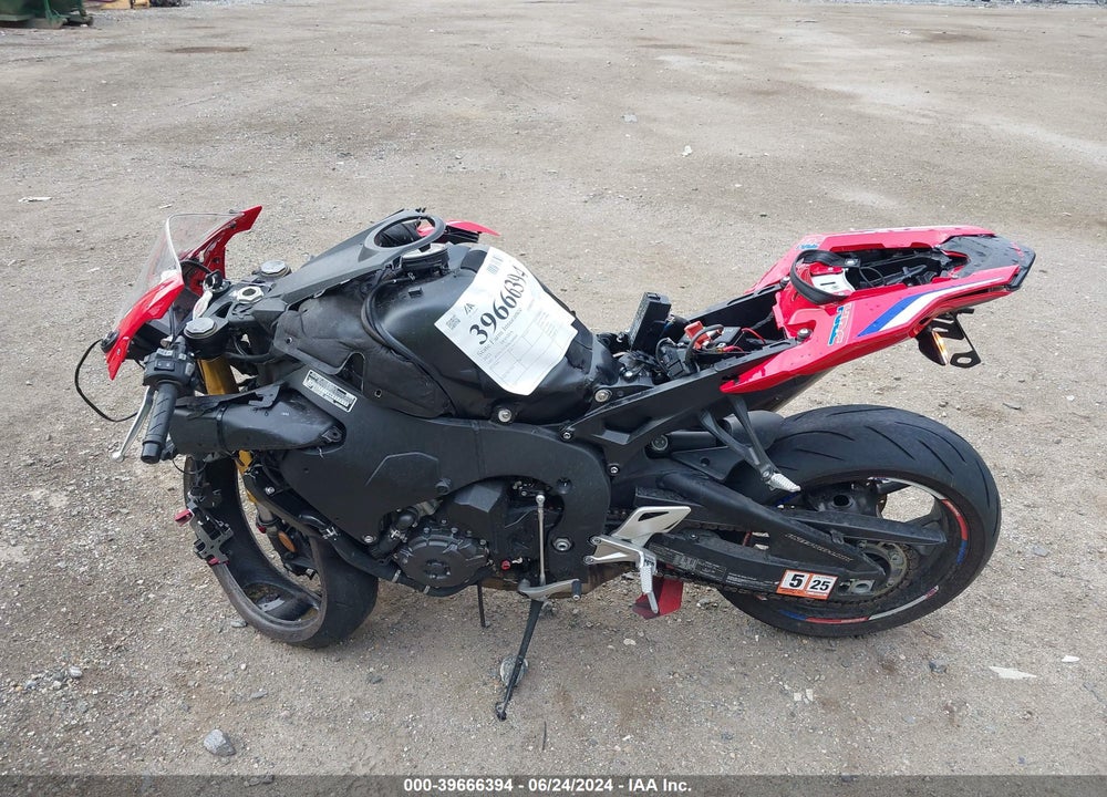 2022 HONDA CBR1000 RR VIN: JH2SC7714NK500009
