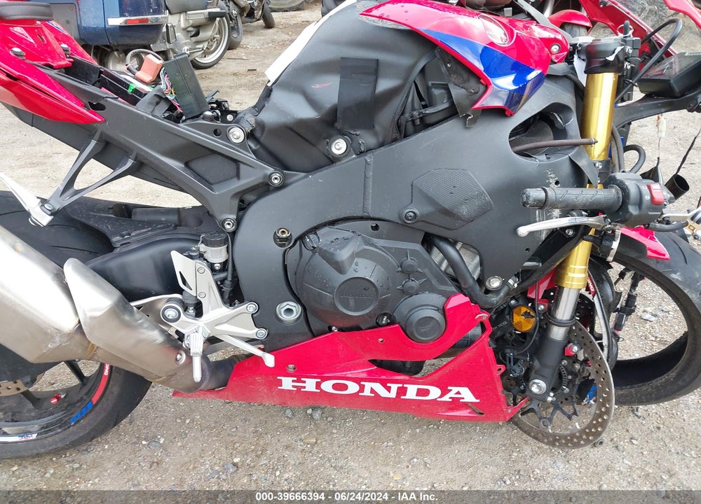 2022 HONDA CBR1000 RR VIN: JH2SC7714NK500009