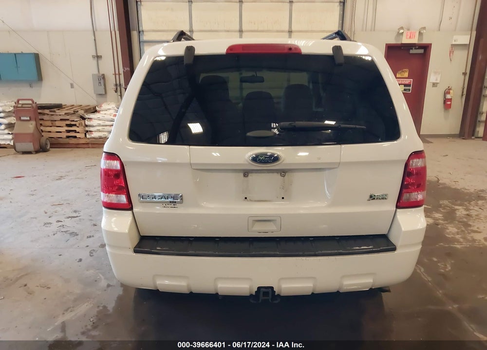 2011 FORD ESCAPE VIN: 1FMCU9DG7BKB24850