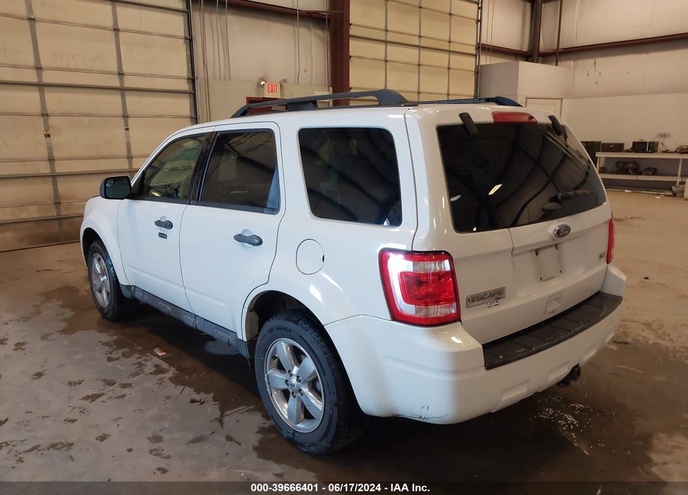2011 FORD ESCAPE VIN: 1FMCU9DG7BKB24850