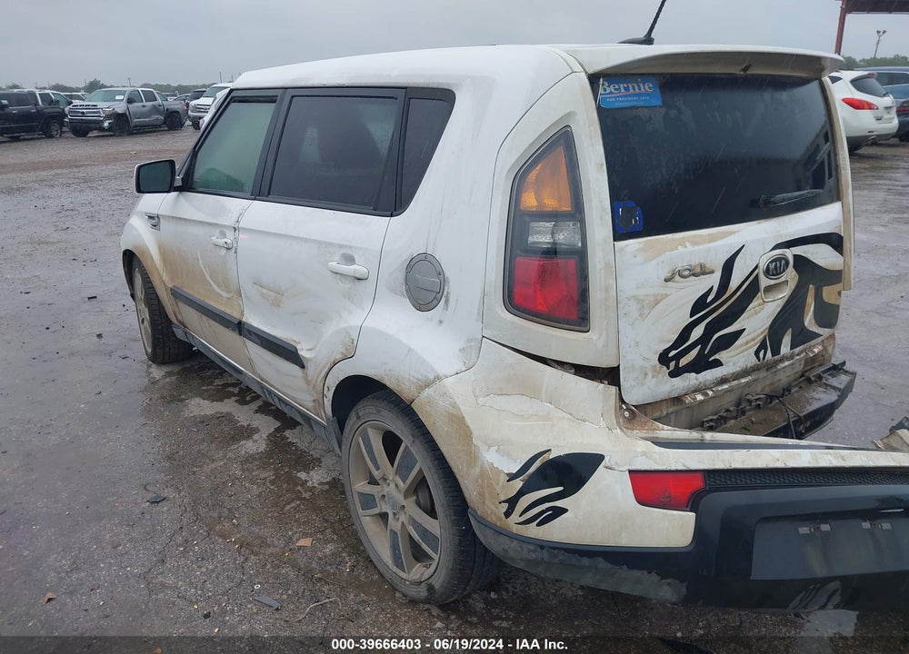 2011 KIA SOUL SPORT VIN: KNDJT2A21B7709506