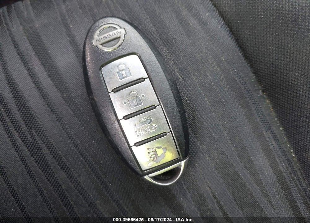 2017 NISSAN SENTRA SV VIN: 3N1AB7AP8HY338219