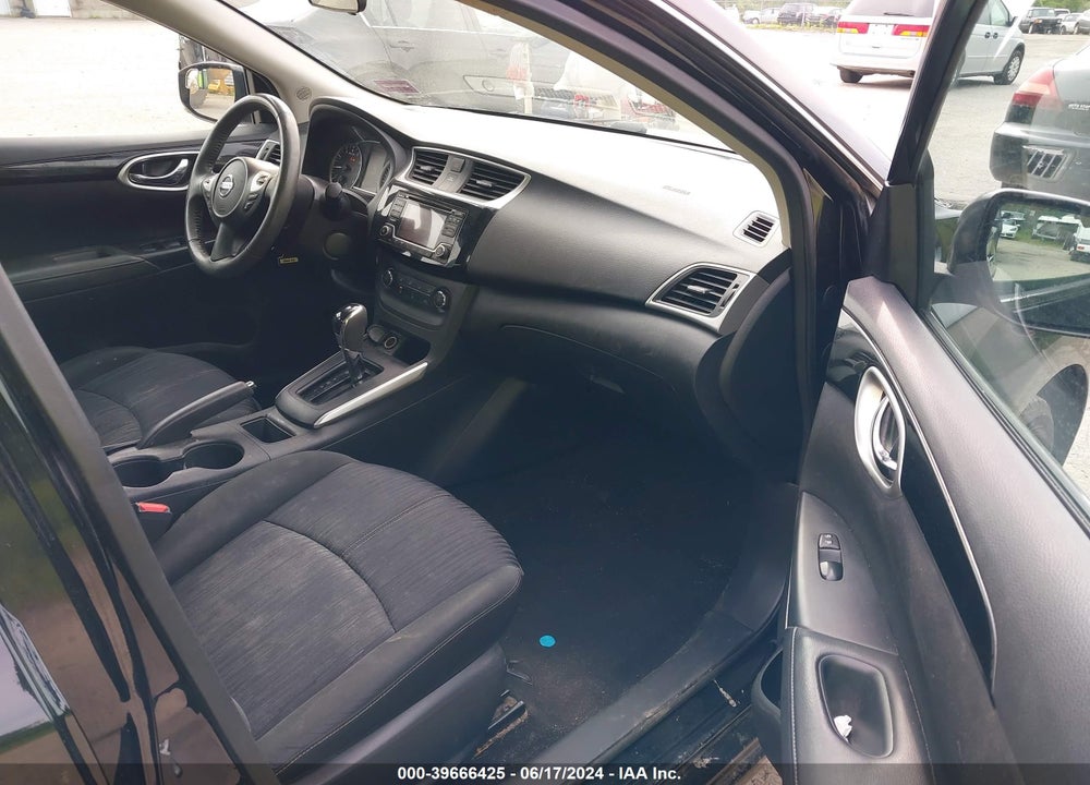 2017 NISSAN SENTRA SV VIN: 3N1AB7AP8HY338219