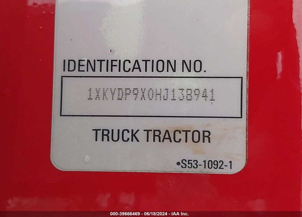 2017 KENWORTH T680 VIN: 1XKYDP9X0HJ138941