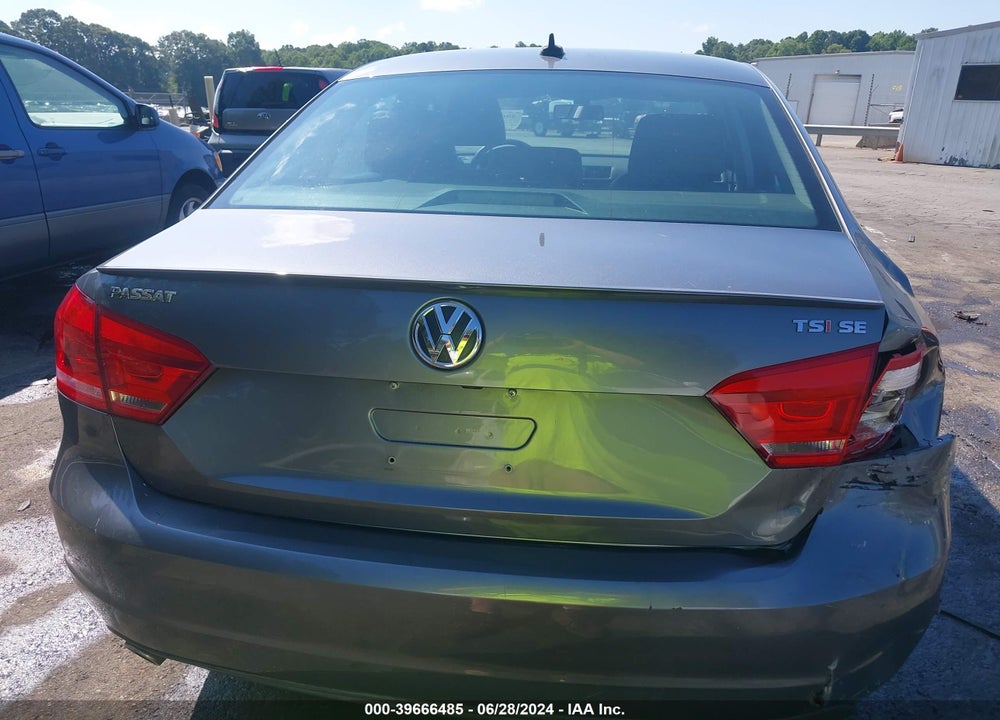 2014 VOLKSWAGEN PASSAT 1.8T SE VIN: 1VWBT7A32EC035353